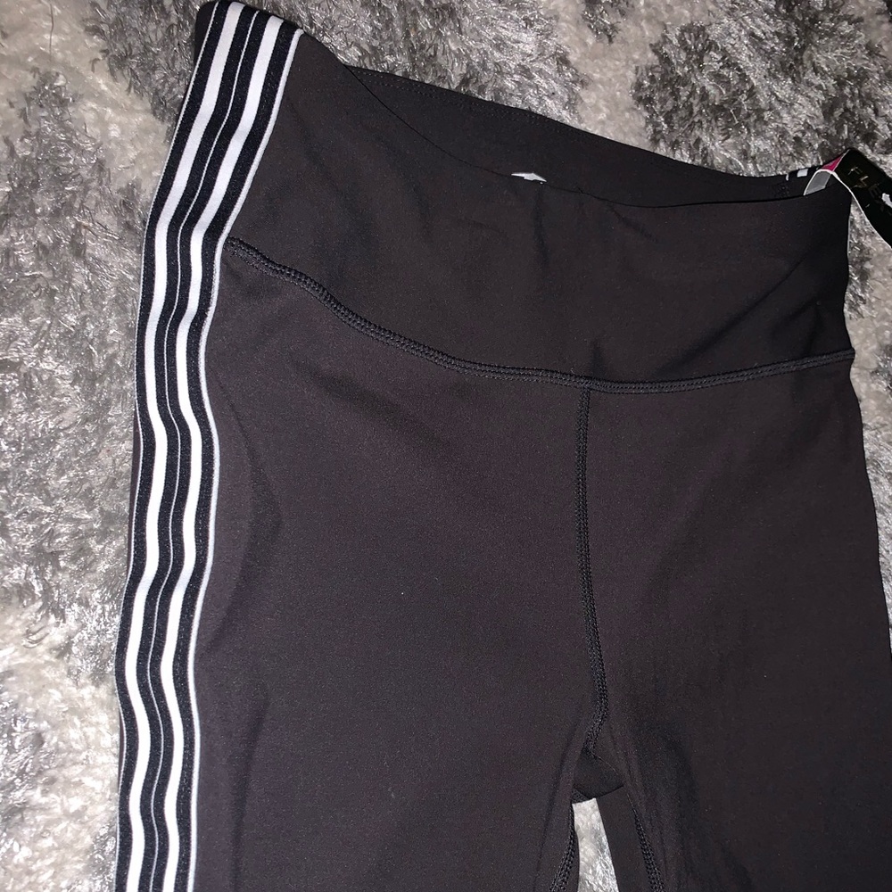 NWT Avia Flex-Tech XS Black Reflective Yoga Pants